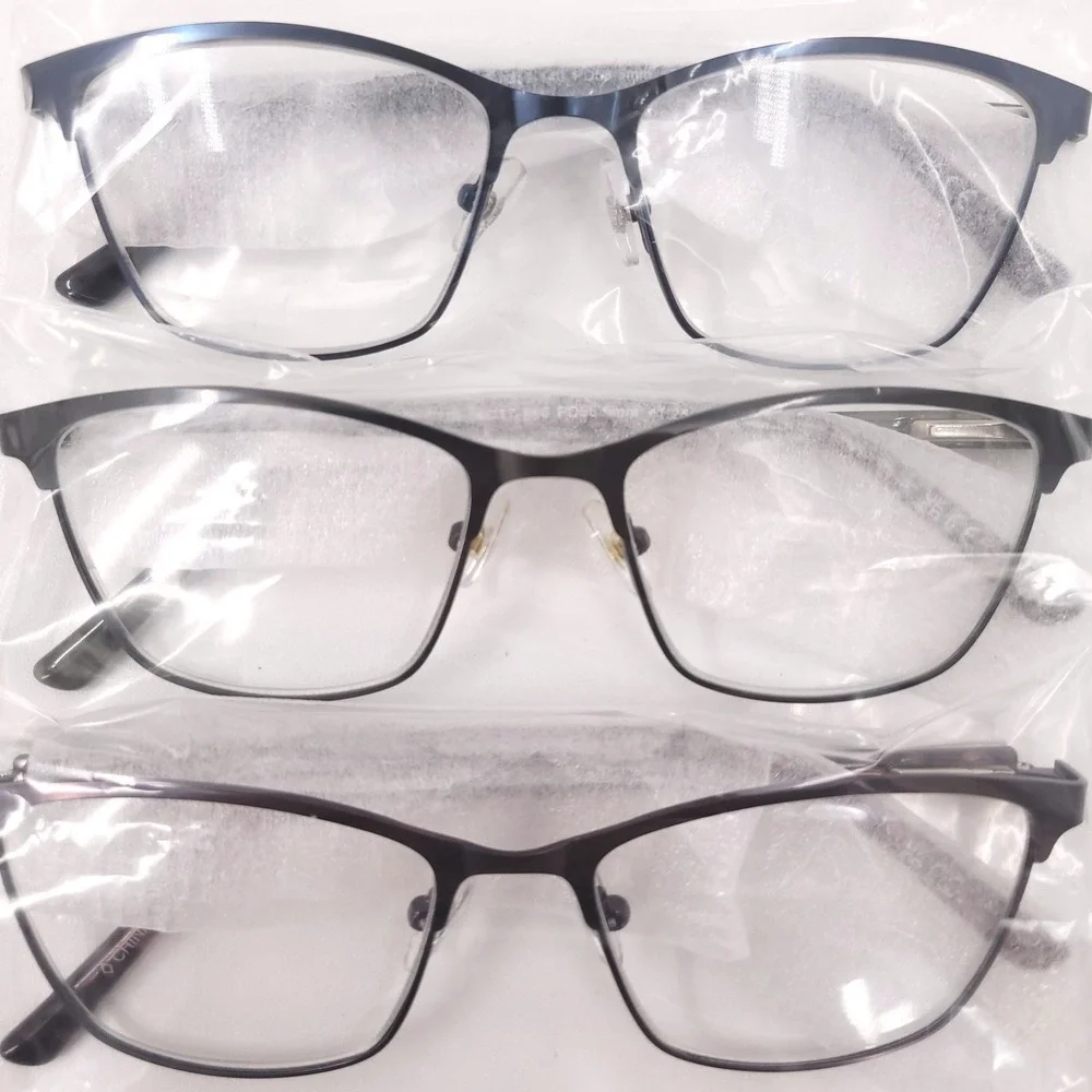 Foster Grant Design Optics 1.25+ Eye Glasses 6 Readers‎ Kiersey Addie Square Cat
